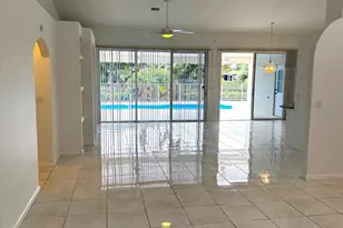 106 Pepper Tree Cres, Royal Palm Beach, FL 33411 - Photo 8