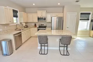 3524 Carriage Pointe Cir, Fort Pierce, FL 34981 - Photo 10