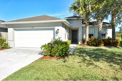 3524 Carriage Pointe Circle, Fort Pierce, FL 34981 - Photo 1