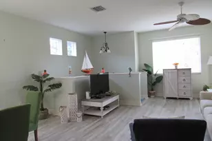 48 SE Sedona Cir, Stuart, FL 34994 - Photo 2