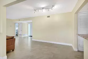 683 SE Harborview Dr, Port Saint Lucie, FL 34953 - Photo 6