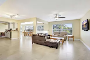 683 SE Harborview Dr, Port Saint Lucie, FL 34953 - Photo 4