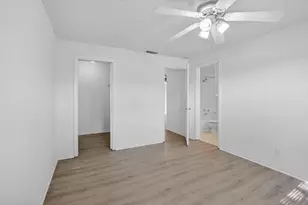 9420 NW 49th Pl, Sunrise, FL 33351 - Photo 18