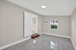 831 NE 58th St, Oakland Park, FL 33334 - Photo 26