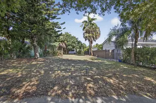 427 32nd St, West Palm Beach, FL 33407 - Photo 6