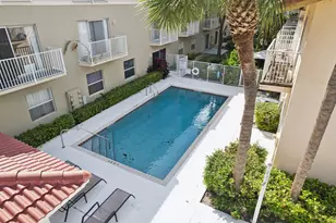 2469 NE 14th St, Pompano Beach, FL 33062 - Photo 32