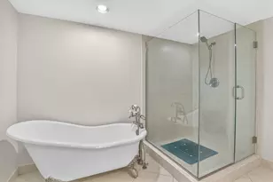 5080 N Ocean Dr, Singer Island, FL 33404 - Photo 22