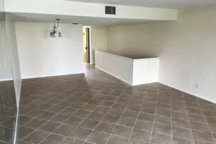 2828 Tennis Club Dr, West Palm Beach, FL 33417 - Photo 2