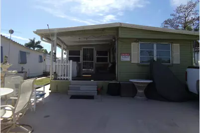 4238 S 88th Place S, Boynton Beach, FL 33436 - Photo 1