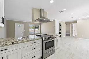 111 Alameda Ave, Sebastian, FL 32958 - Photo 10