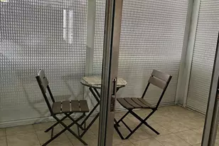 719 Lori Dr, Palm Springs, FL 33461 - Photo 6