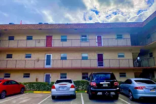 719 Lori Dr, Palm Springs, FL 33461 - Photo 2