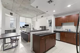 300 S Australian Ave, West Palm Beach, FL 33401 - Photo 2
