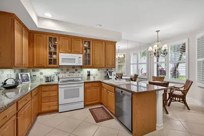 113 Palm Point Circle, Unit #A, Palm Beach Gardens, FL 33418 - Photo 4