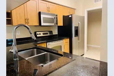 6521 Emerald Dunes Drive, Unit #307, West Palm Beach, FL 33411 - Photo 10