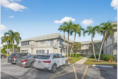 164 Monaco D, Delray Beach, FL 33446 - Photo 2