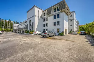 800 E Camino Real, Boca Raton, FL 33432 - Photo 2
