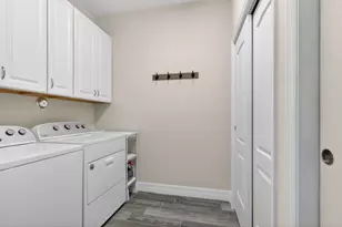 8275 Pedigree Cir, Lake Worth, FL 33467 - Photo 12