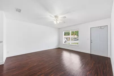 3847 Roan Court E, West Palm Beach, FL 33403 - Photo 6