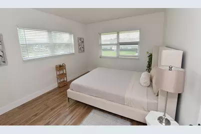 112 Salisbury #E, West Palm Beach, FL 33417 - Photo 12