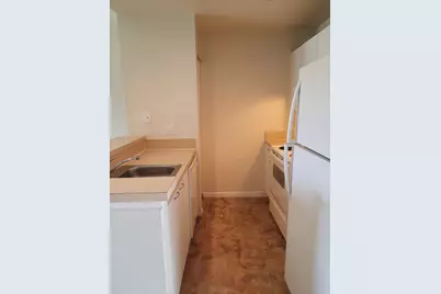 4847 Via Palm Lakes, Unit #1017, West Palm Beach, FL 33417 - Photo 4