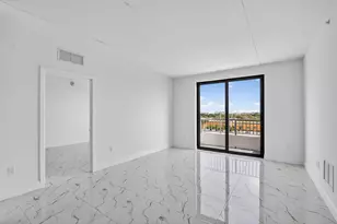 250 W Hidden Valley Blvd, Boca Raton, FL 33487 - Photo 18