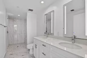 250 W Hidden Valley Blvd, Boca Raton, FL 33487 - Photo 4
