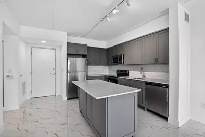 250 W Hidden Valley Boulevard #103, Boca Raton, FL 33487 - Photo 2