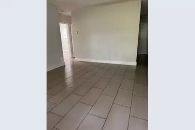 110 SW 7th Avenue #1a, Dania Beach, FL 33004 - Photo 2