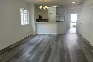 5024 SE Mariner Garden Cir, Stuart, FL 34997 - Photo 4