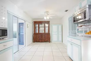 205 NE Ardsley Dr, Port Saint Lucie, FL 34983 - Photo 4