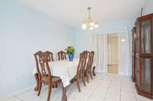 205 NE Ardsley Dr, Port Saint Lucie, FL 34983 - Photo 8