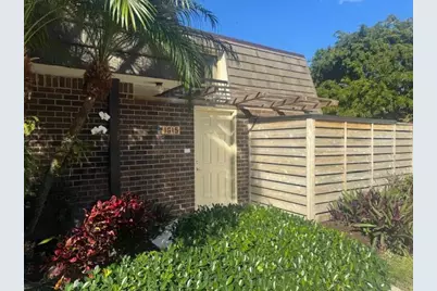 1615 16th Terrace, Palm Beach Gardens, FL 33418 - Photo 1