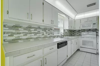 13679 Date Palm Court #B, Delray Beach, FL 33484 - Photo 12