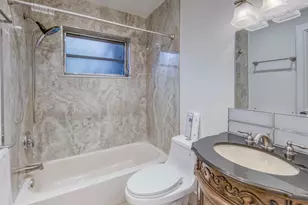 202 S Ocean Breeze Unit, Lake Worth, FL 33460 - Photo 4