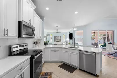 5806 NW Rose Petal Court, Port Saint Lucie, FL 34986 - Photo 4