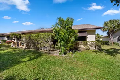 2 Ridge Pointe Drive #A, Boynton Beach, FL 33435 - Photo 24