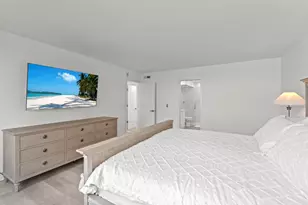 5440 N Ocean Dr, Singer Island, FL 33404 - Photo 26