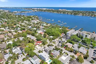 130 E Hart St, Lantana, FL 33462 - Photo 2