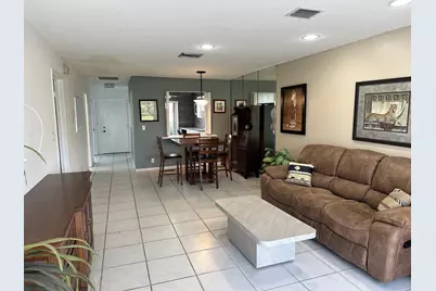 13749 Flora Place #B, Delray Beach, FL 33484 - Photo 2