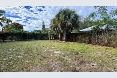 208 NW 8th Avenue, Delray Beach, FL 33444 - Photo 8