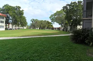 681 S Hollybrook Dr, Pembroke Pines, FL 33025 - Photo 32