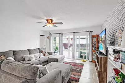 9471 SW 49th Place, Cooper City, FL 33328 - Photo 12