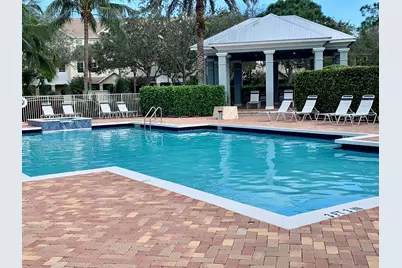 188 W Thatch Palm Circle, Jupiter, FL 33458 - Photo 8