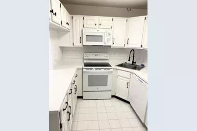 1935 SW Silver Pine Way, Unit #117-B2, Palm City, FL 34990 - Photo 16