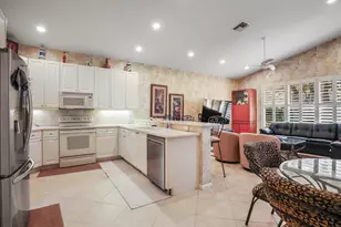 11348 Ohanu Circle E, Boynton Beach, FL 33437 - Photo 10