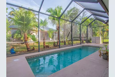 4810 48th Avenue Avenue, Vero Beach, FL 32967 - Photo 2