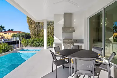 810 NE 70th Street, Boca Raton, FL 33487 - Photo 24