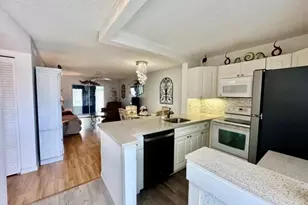 2151 NE 1st Ct, Boynton Beach, FL 33435 - Photo 4