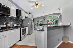 10026 Diamond Lake Dr, Boynton Beach, FL 33437 - Photo 14